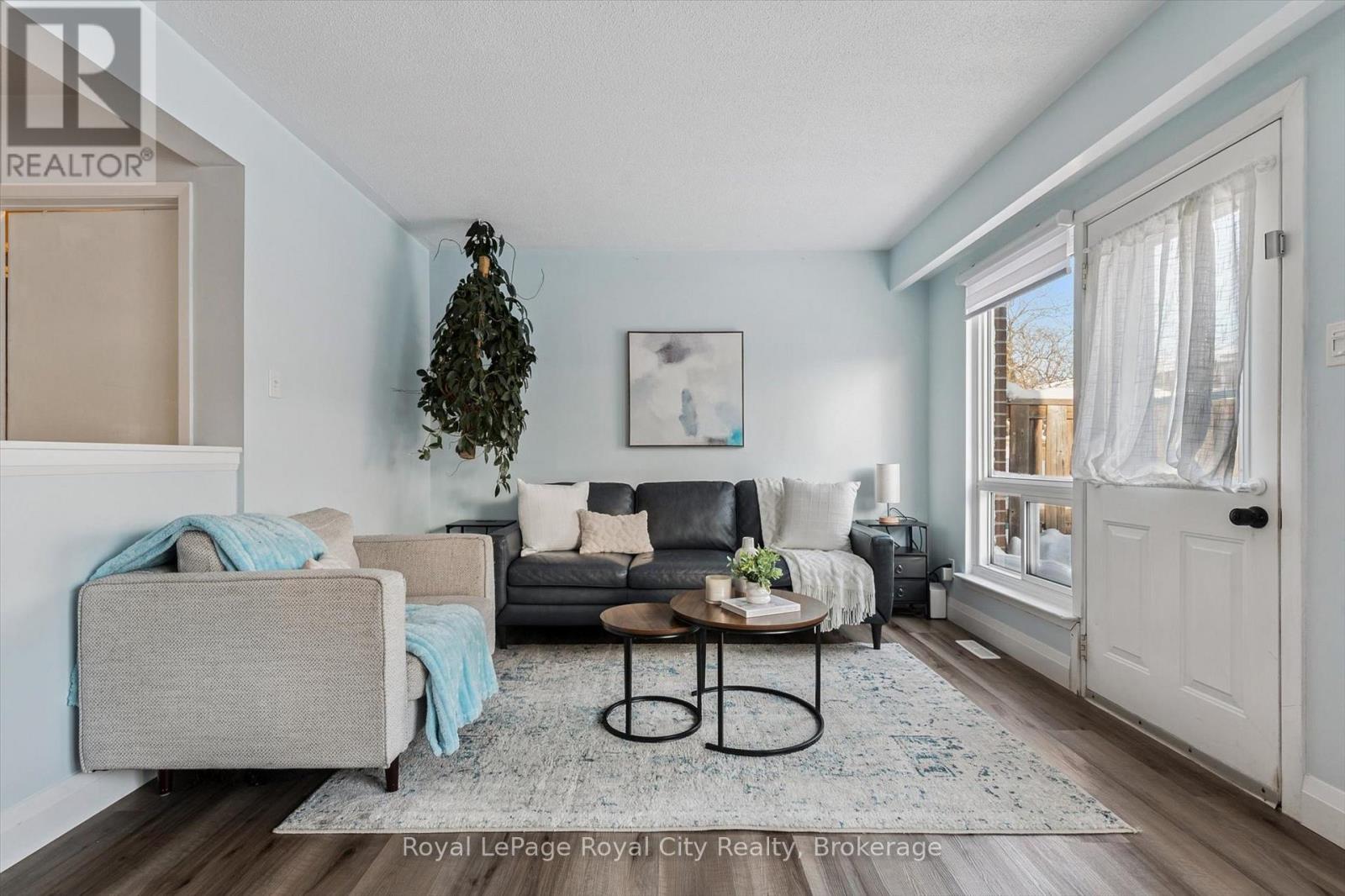 30 - 121 BAGOT STREET, Guelph, Ontario