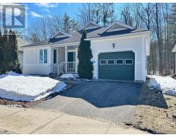 45 PINE RIDGE GATE E, Gravenhurst, Ontario