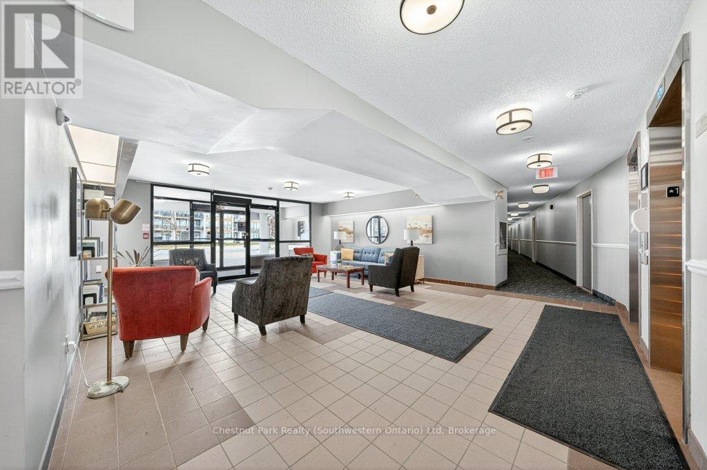 501 - 107 Bagot Street, Guelph, Ontario  N1H 8H5 - Photo 10 - X12975168