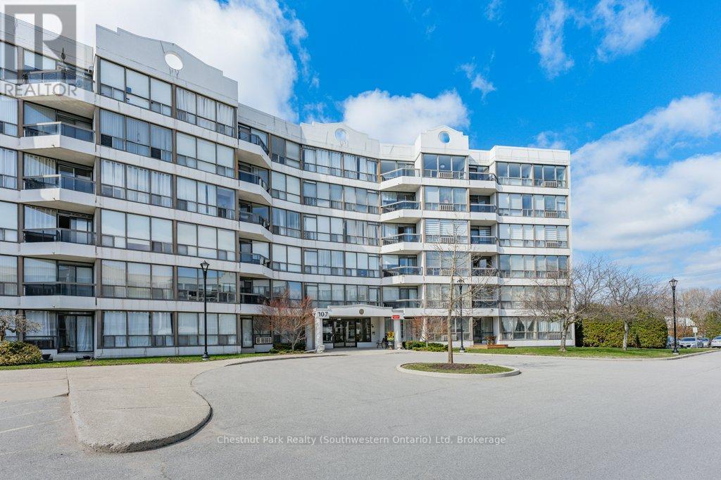 501 - 107 Bagot Street, Guelph, Ontario  N1H 8H5 - Photo 36 - X12975168