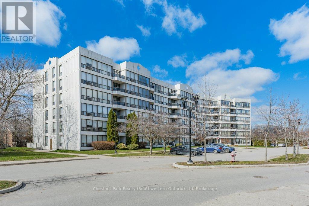 501 - 107 Bagot Street, Guelph, Ontario  N1H 8H5 - Photo 38 - X12975168