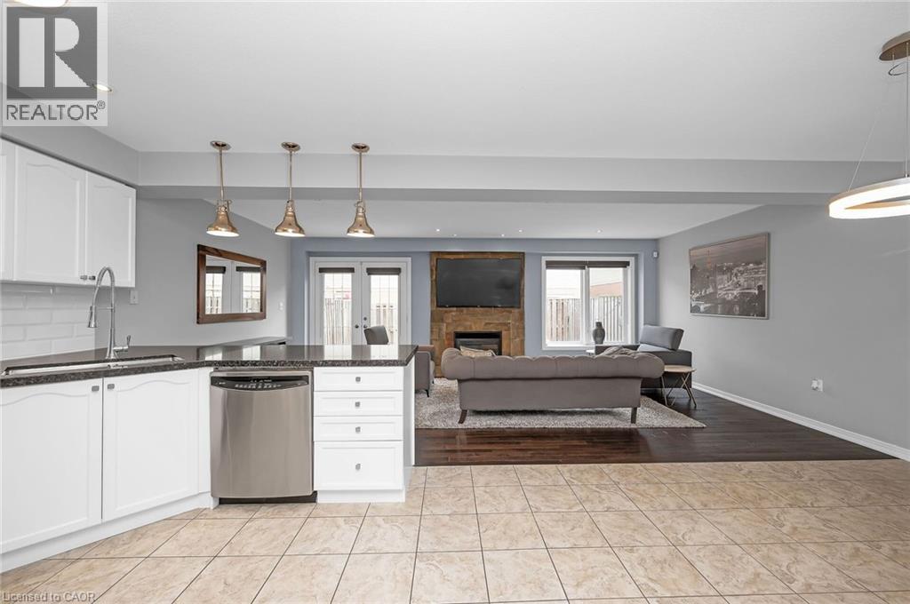 23 Bellflower Boulevard, Hamilton, Ontario  L0R 1P0 - Photo 6 - 40818362