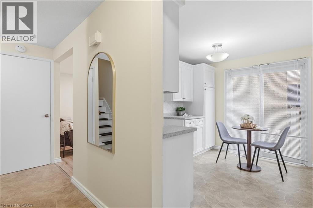 415 Morgan Avenue, Kitchener, Ontario  N2A 2V6 - Photo 4 - 40813816