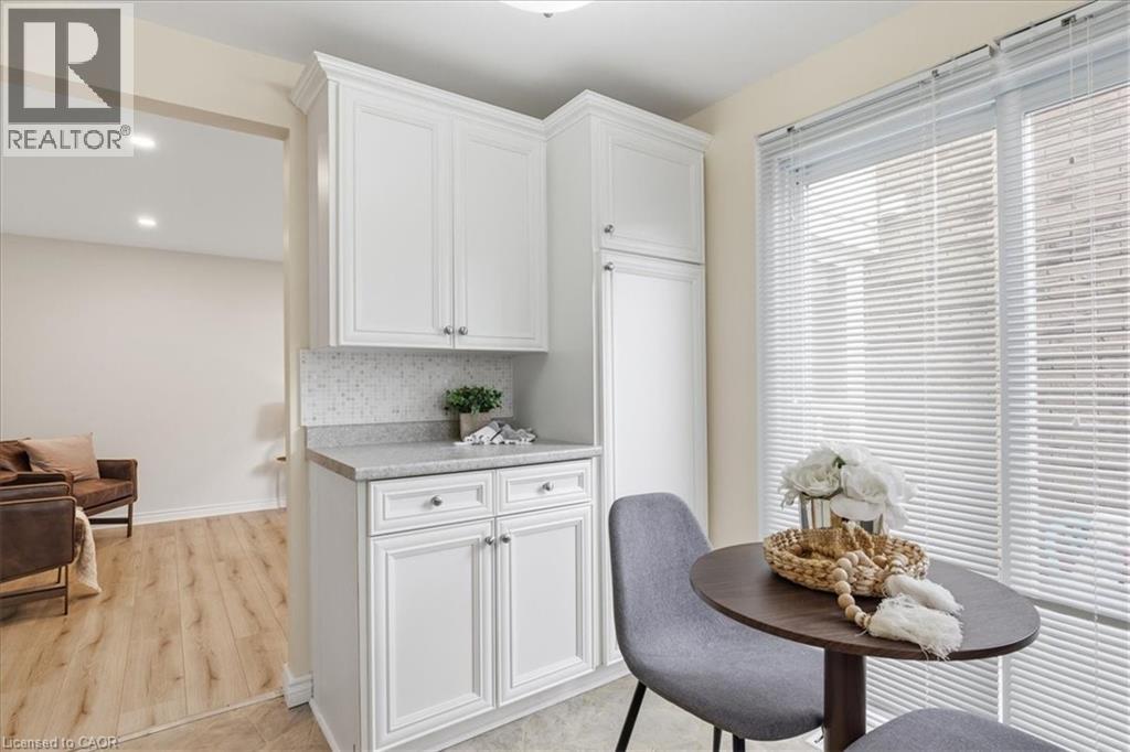 415 Morgan Avenue, Kitchener, Ontario  N2A 2V6 - Photo 6 - 40813816