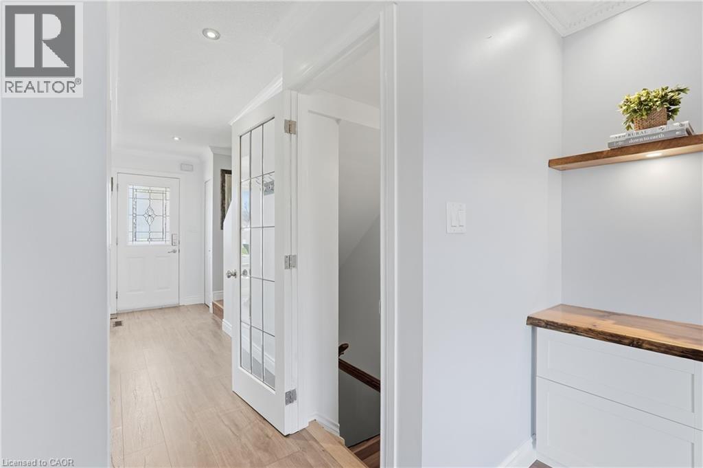 107 Broughton Avenue, Hamilton, Ontario  L8W 3S7 - Photo 12 - 40819056