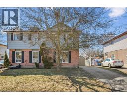 252 THE COUNTRY Way, Kitchener, Ontario