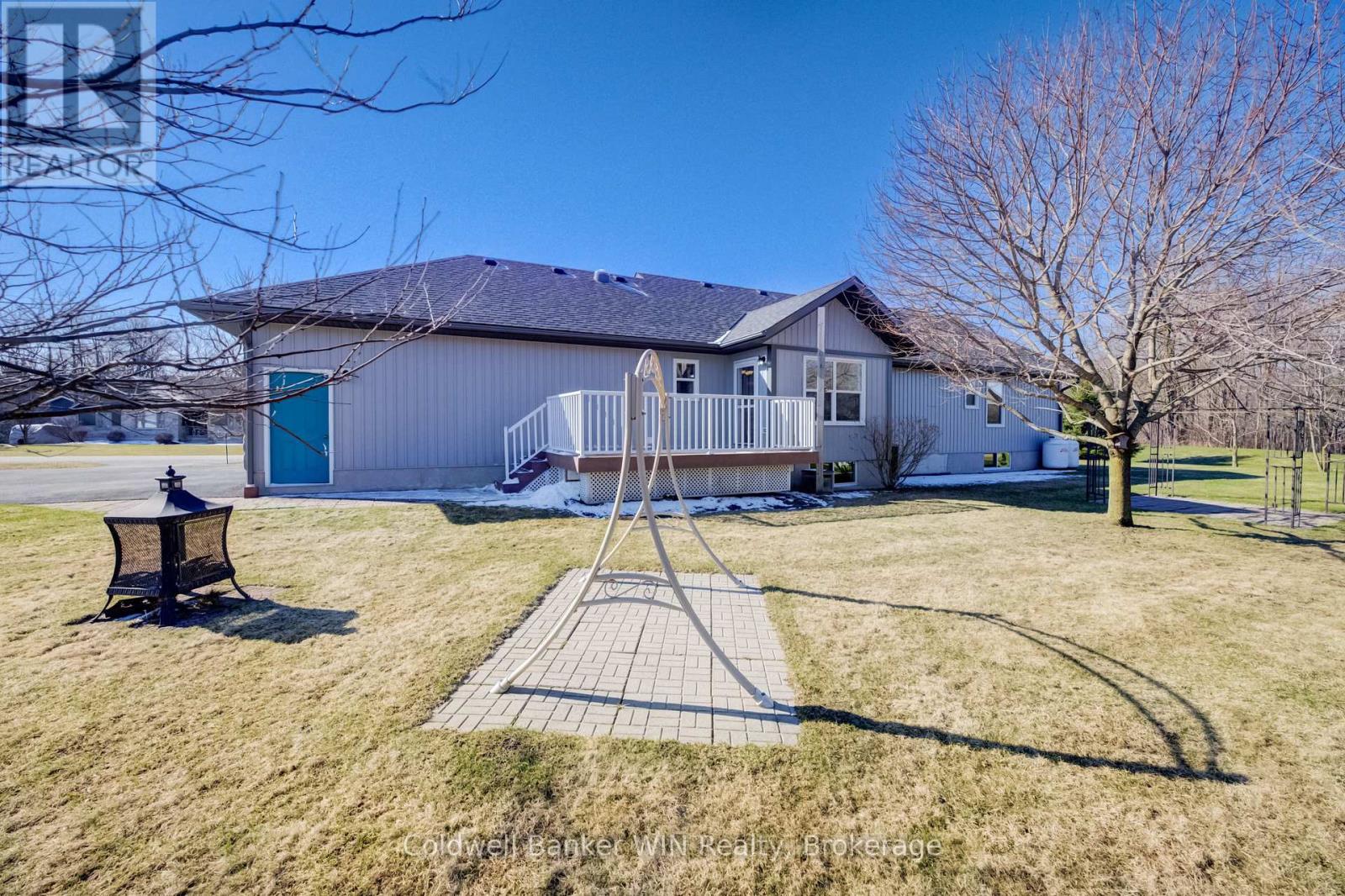 34 Regency Drive, Minto, Ontario  N0G 1M0 - Photo 31 - X12976234