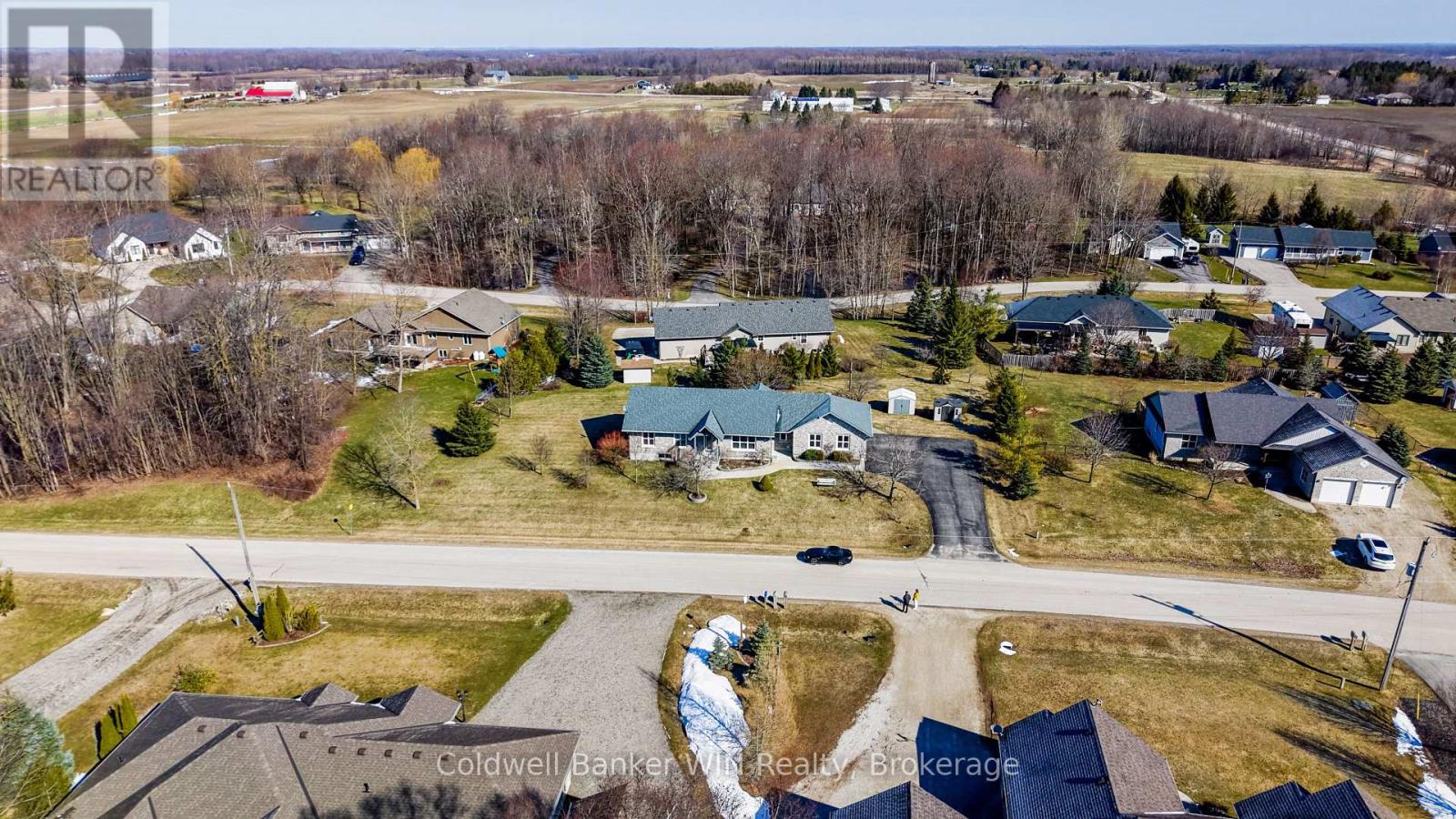 34 Regency Drive, Minto, Ontario  N0G 1M0 - Photo 35 - X12976234