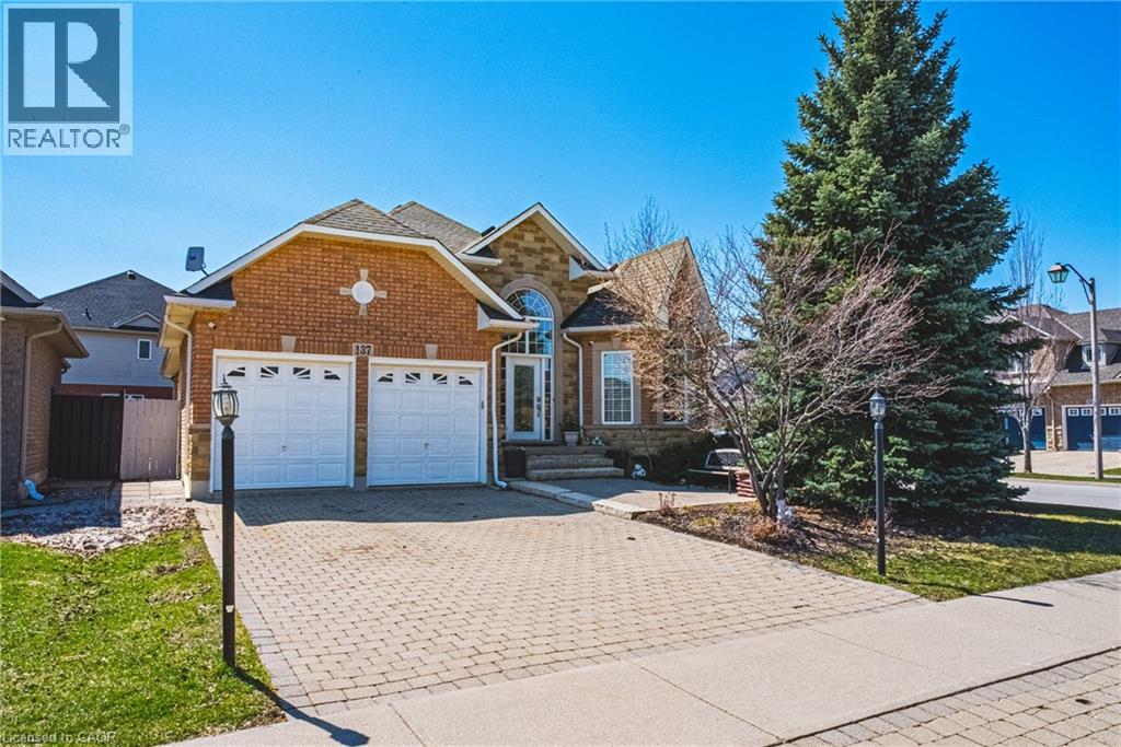 137 PINEHILL Drive, Stoney Creek, Ontario