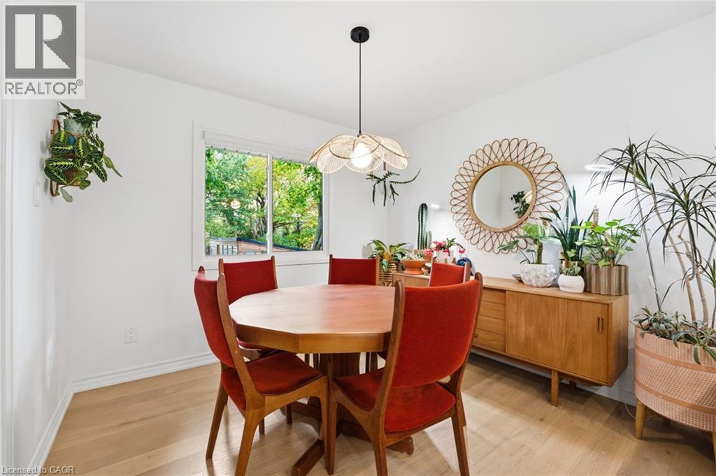 348 Sydenham Road, Dundas, Ontario  L9H 5E2 - Photo 12 - 40819183