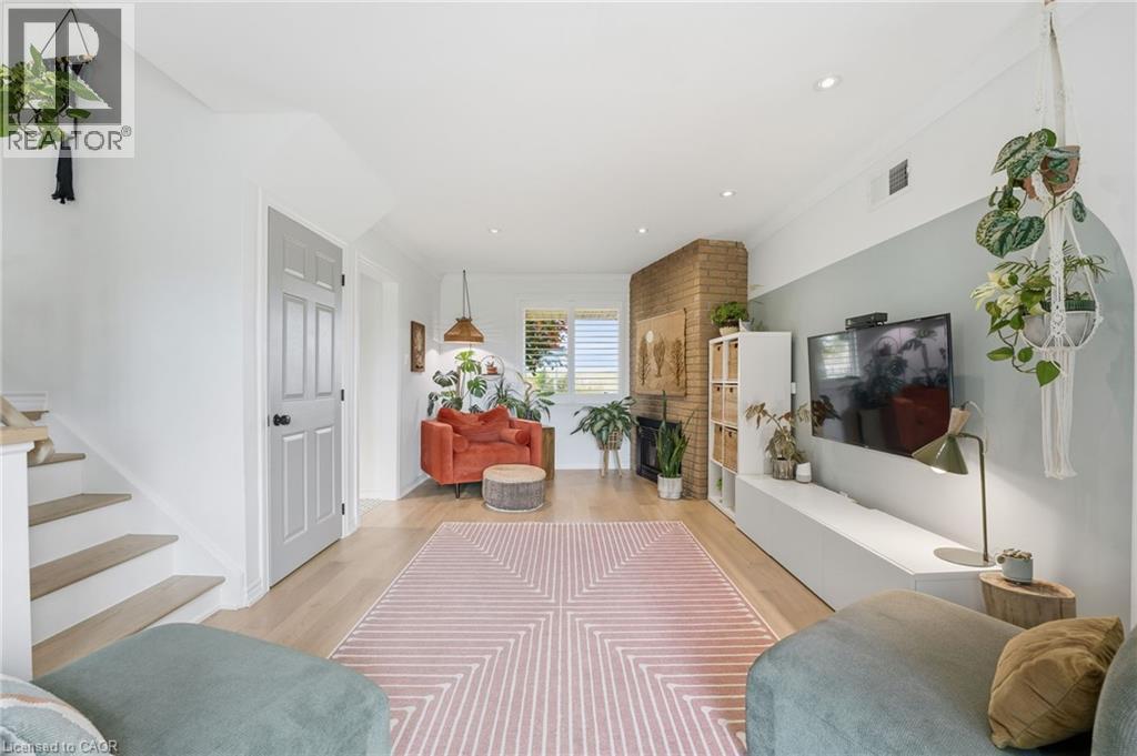 348 Sydenham Road, Dundas, Ontario  L9H 5E2 - Photo 16 - 40819183