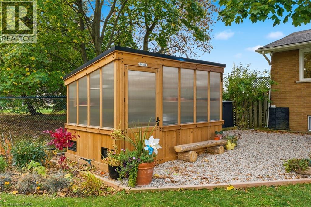 348 Sydenham Road, Dundas, Ontario  L9H 5E2 - Photo 31 - 40819183