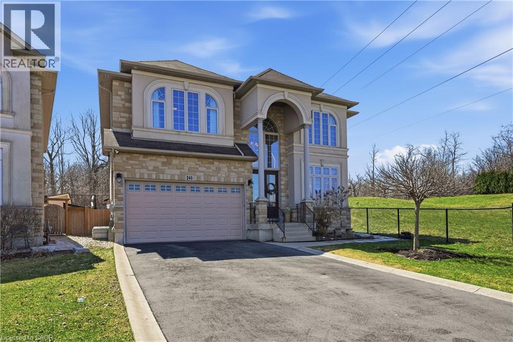 240 CLOVERLEAF Drive, Ancaster, Ontario