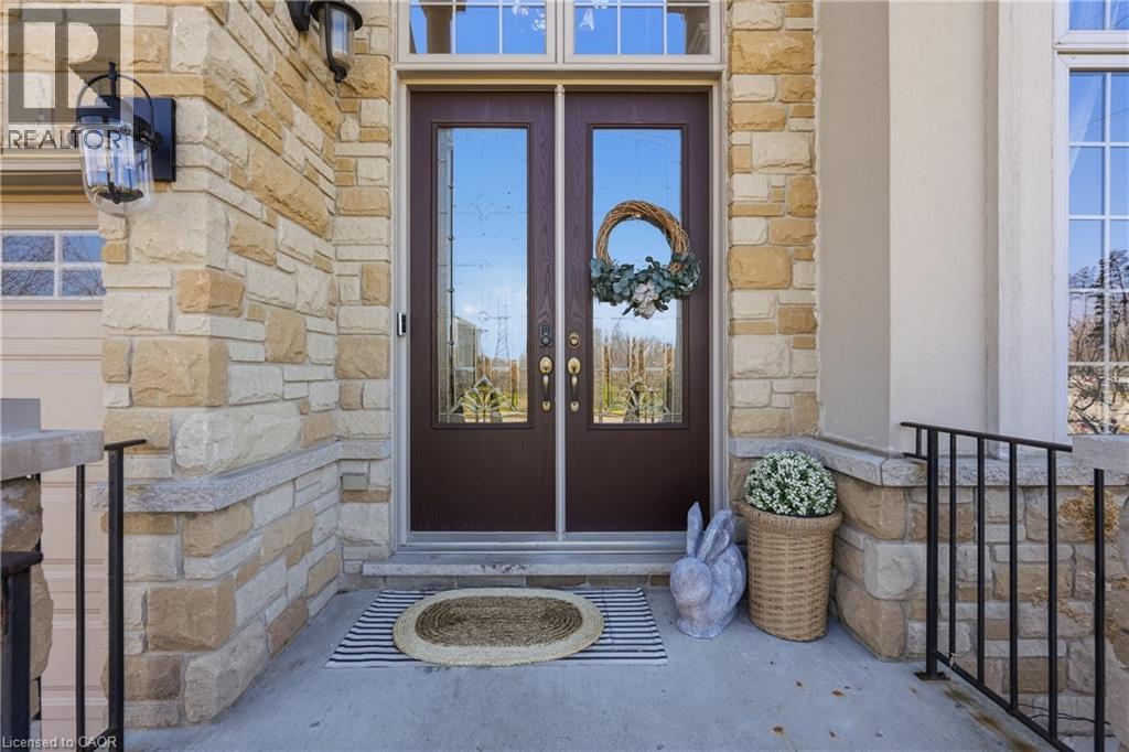 240 Cloverleaf Drive, Ancaster, Ontario  L9K 1T2 - Photo 2 - 40819120