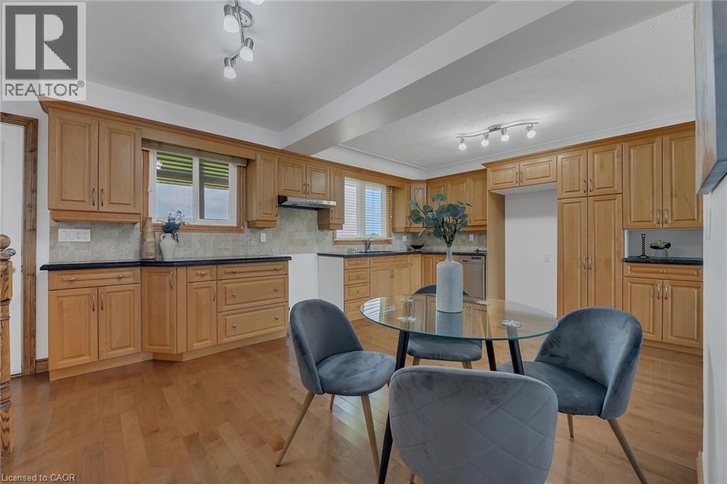 617 Eighth Road E, Stoney Creek, Ontario  L8J 2X4 - Photo 11 - 40819316