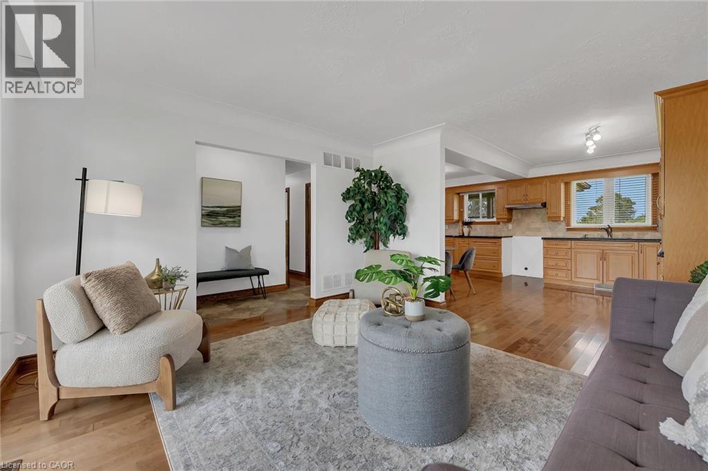 617 Eighth Road E, Stoney Creek, Ontario  L8J 2X4 - Photo 8 - 40819316