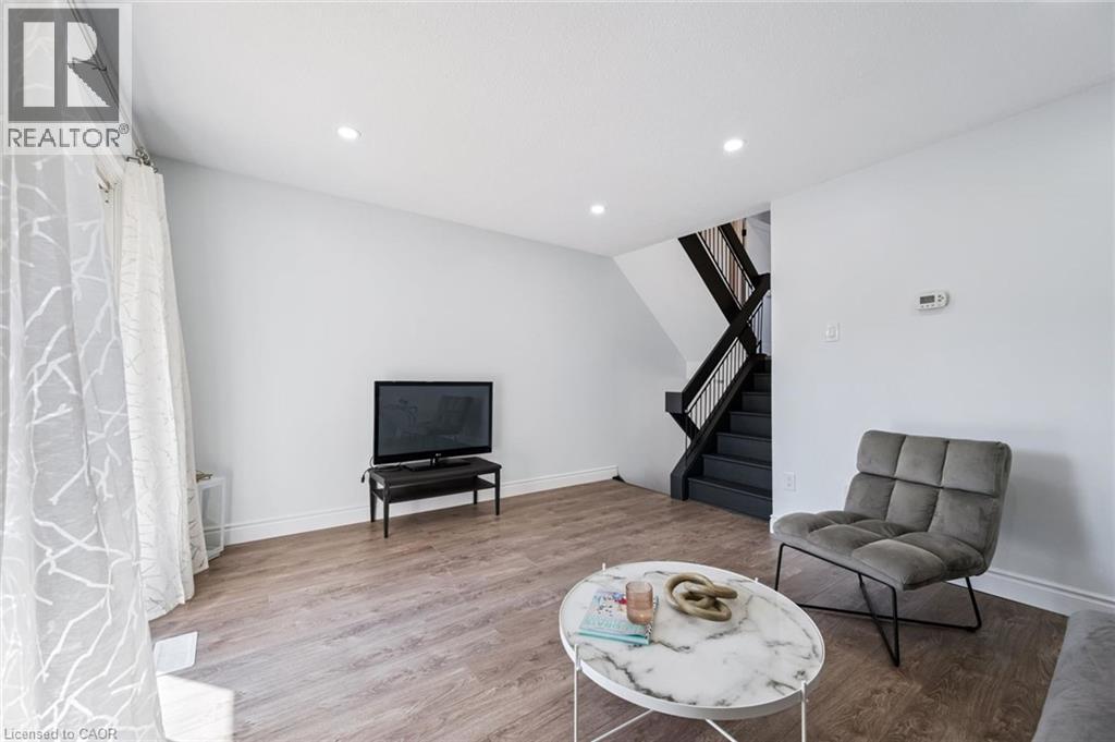 224g Harvard Place, Waterloo, Ontario  N2J 4G2 - Photo 8 - 40819134