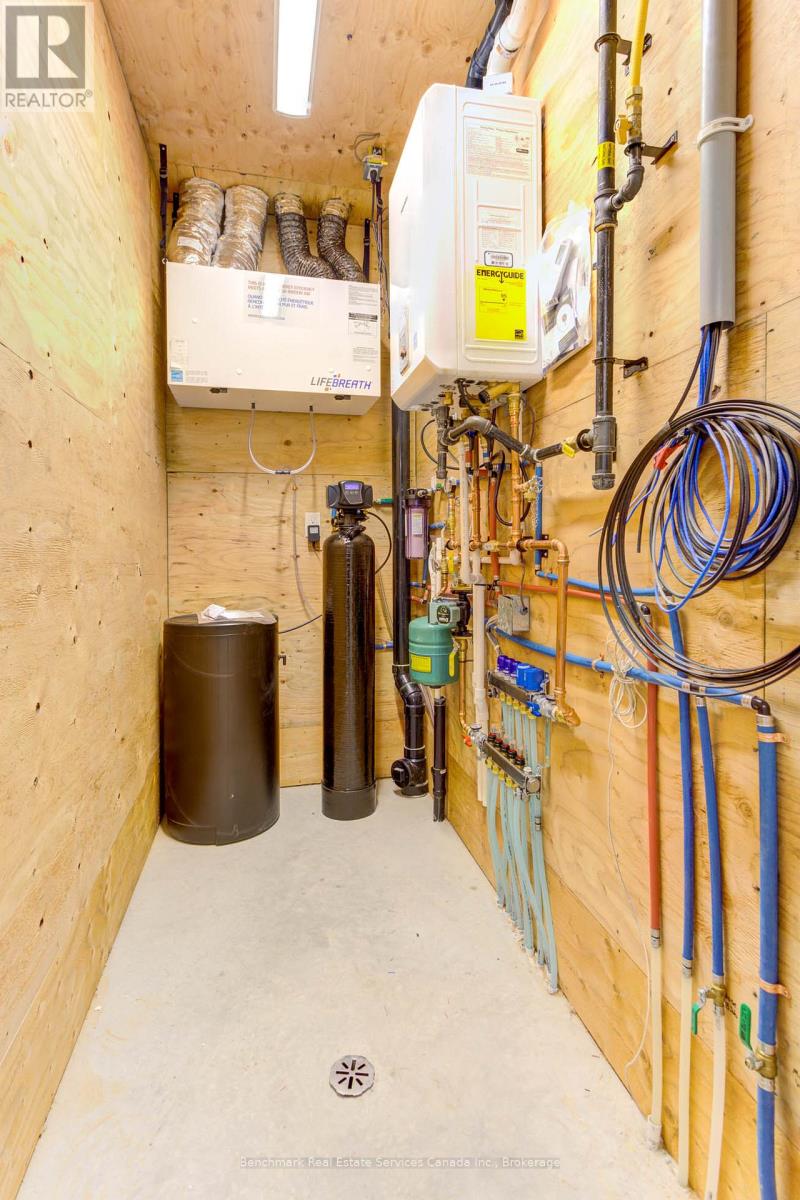 63 Cavalier Crescent, Huron-Kinloss, Ontario  N0G 2R0 - Photo 11 - X12978470