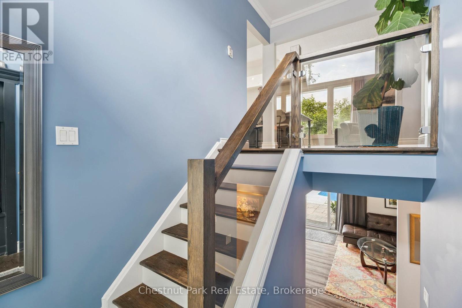 16 Davies Crescent, Barrie, Ontario  L4M 2M3 - Photo 10 - S12978916