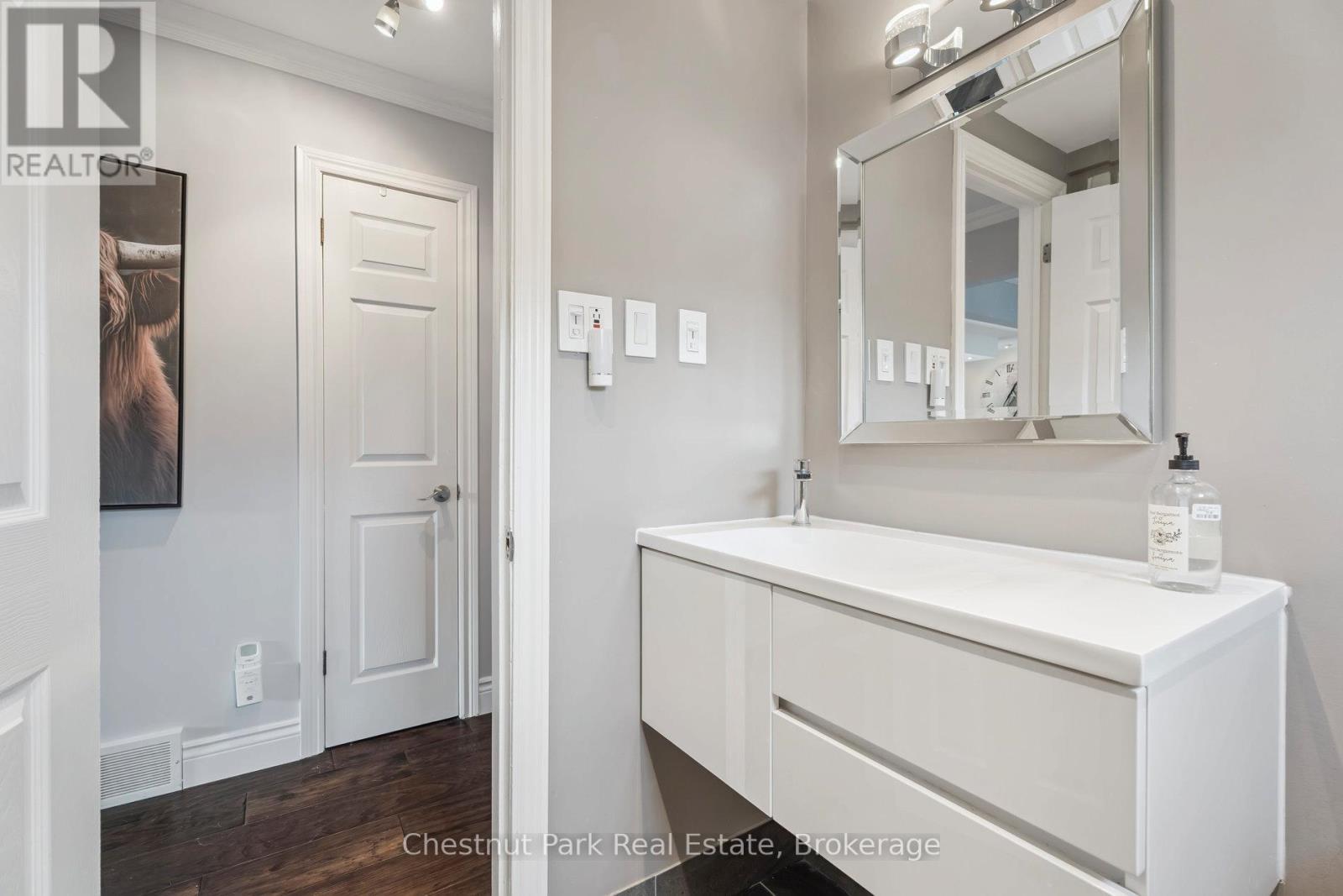 16 Davies Crescent, Barrie, Ontario  L4M 2M3 - Photo 28 - S12978916