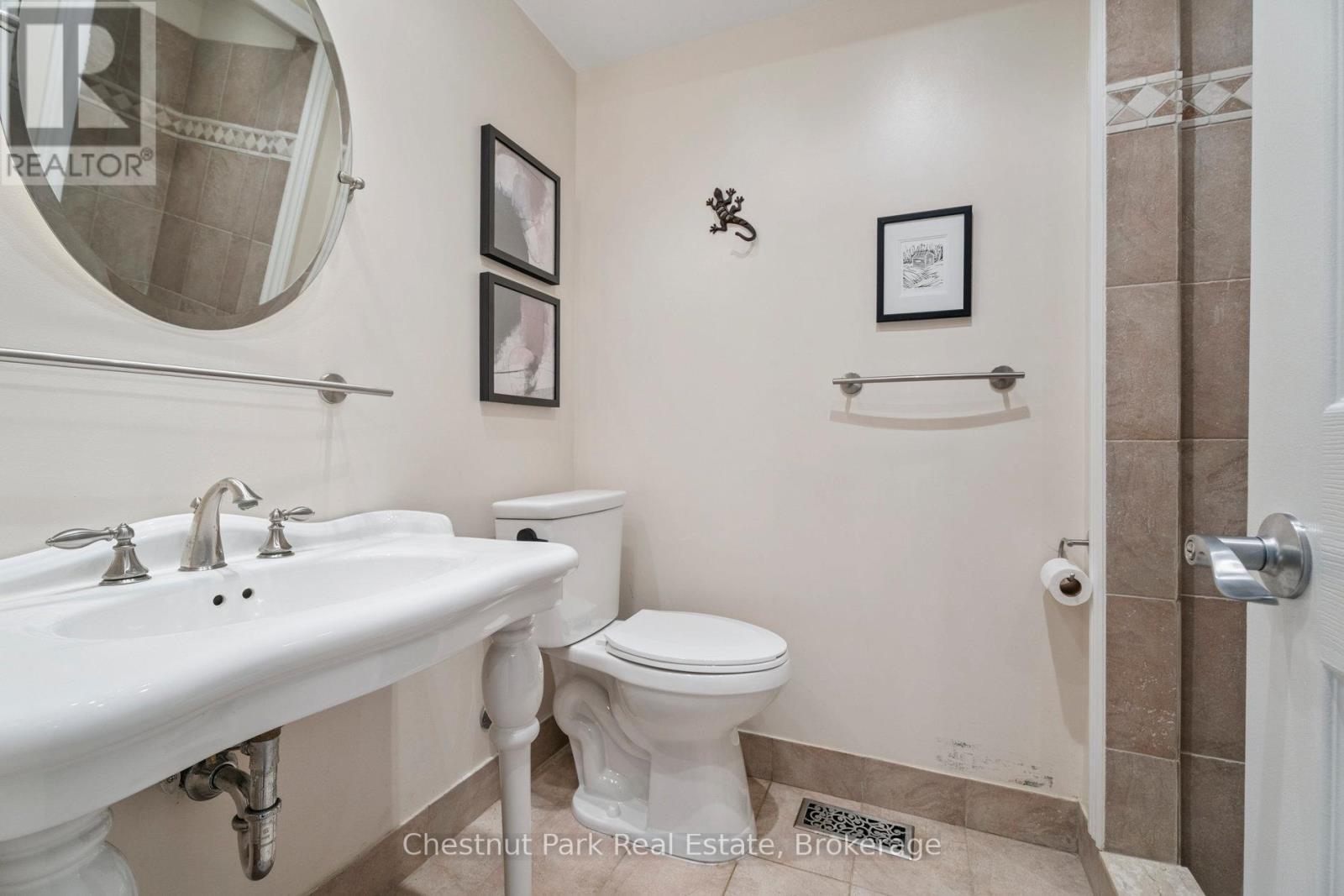 16 Davies Crescent, Barrie, Ontario  L4M 2M3 - Photo 33 - S12978916