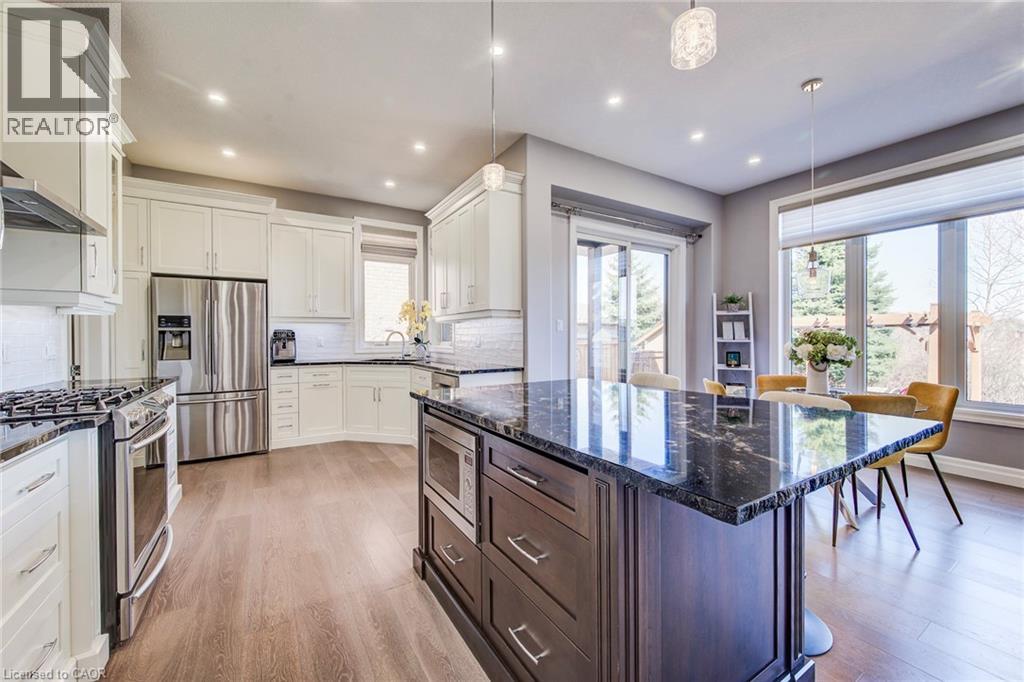 831 Copper Ridge Drive, Waterloo, Ontario  N2K 0B5 - Photo 17 - 40816079