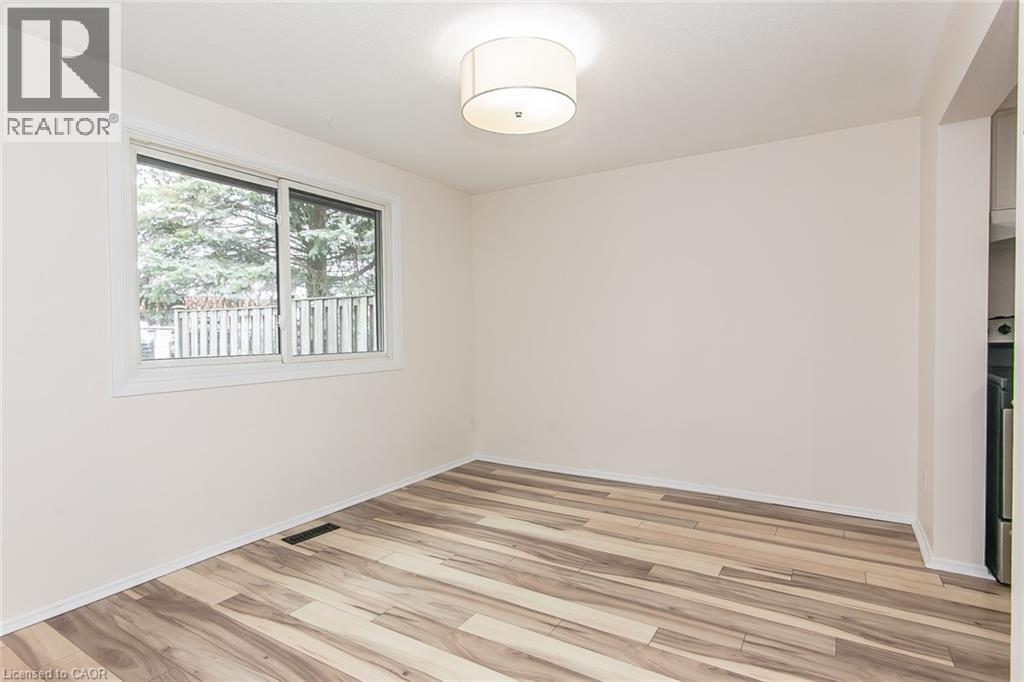 279 Sandowne Drive Unit# 7, Waterloo, Ontario  N2K 2C1 - Photo 12 - 40805811