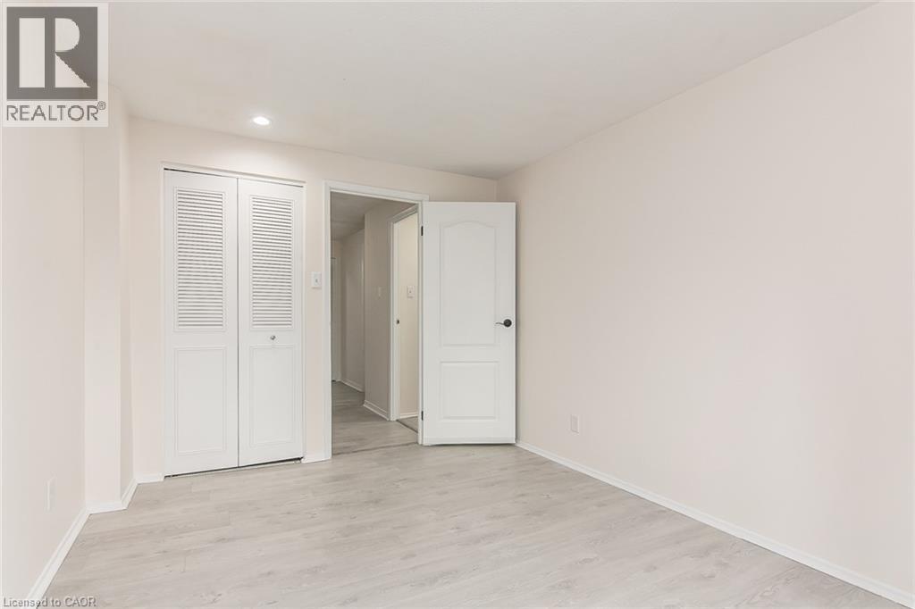 279 Sandowne Drive Unit# 7, Waterloo, Ontario  N2K 2C1 - Photo 38 - 40805811