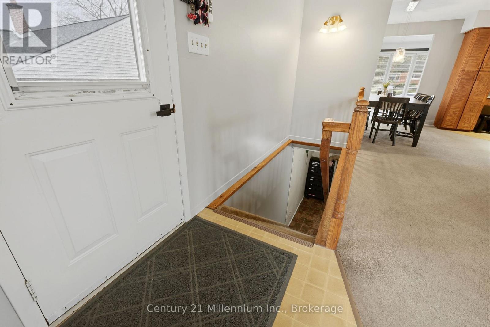 6 Earlscourt Crescent, Woodstock, Ontario  N4S 5H3 - Photo 34 - X12980266