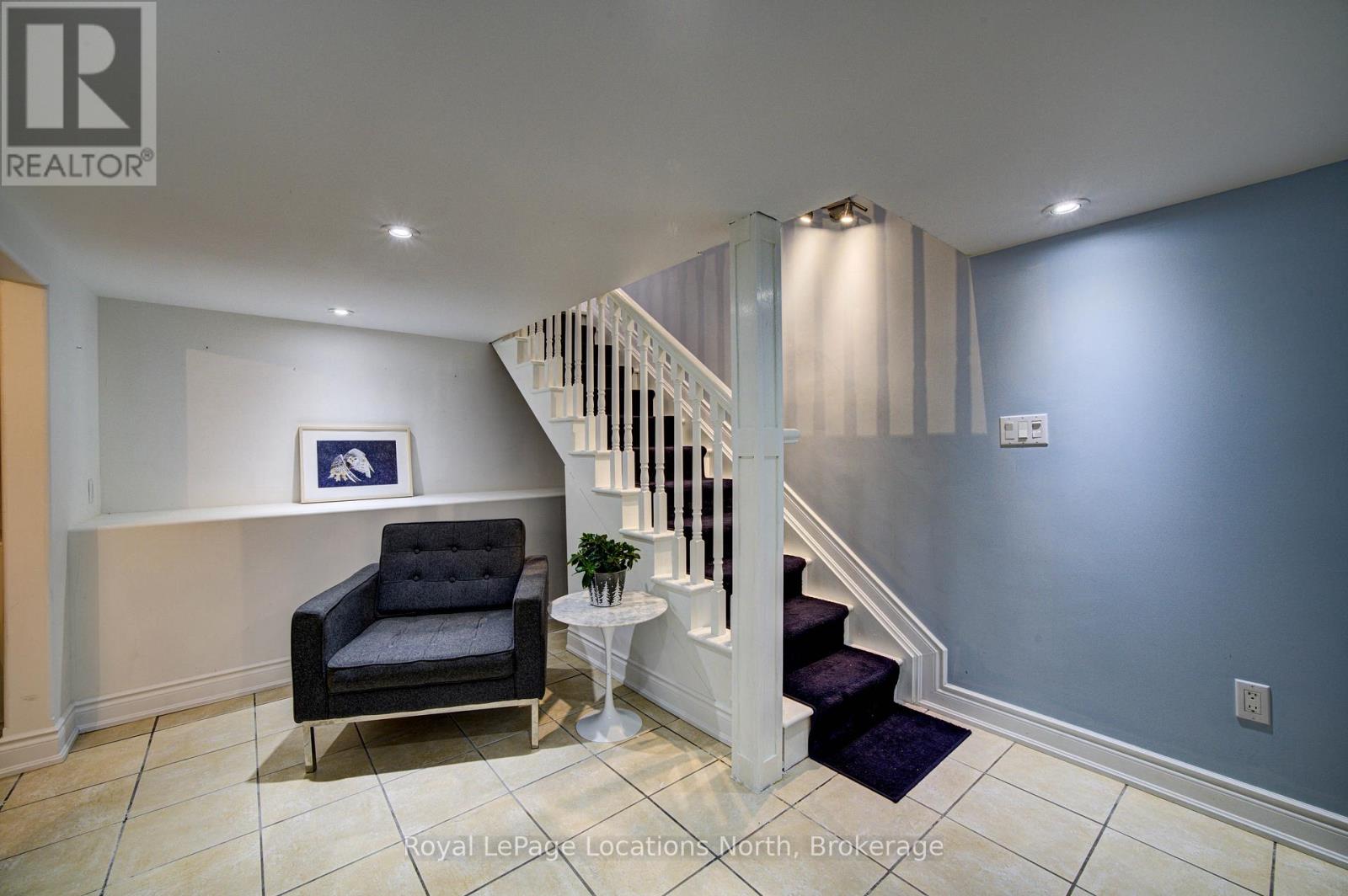 2 Maplewood Drive, Tiny, Ontario  L0L 1P1 - Photo 28 - S12980704