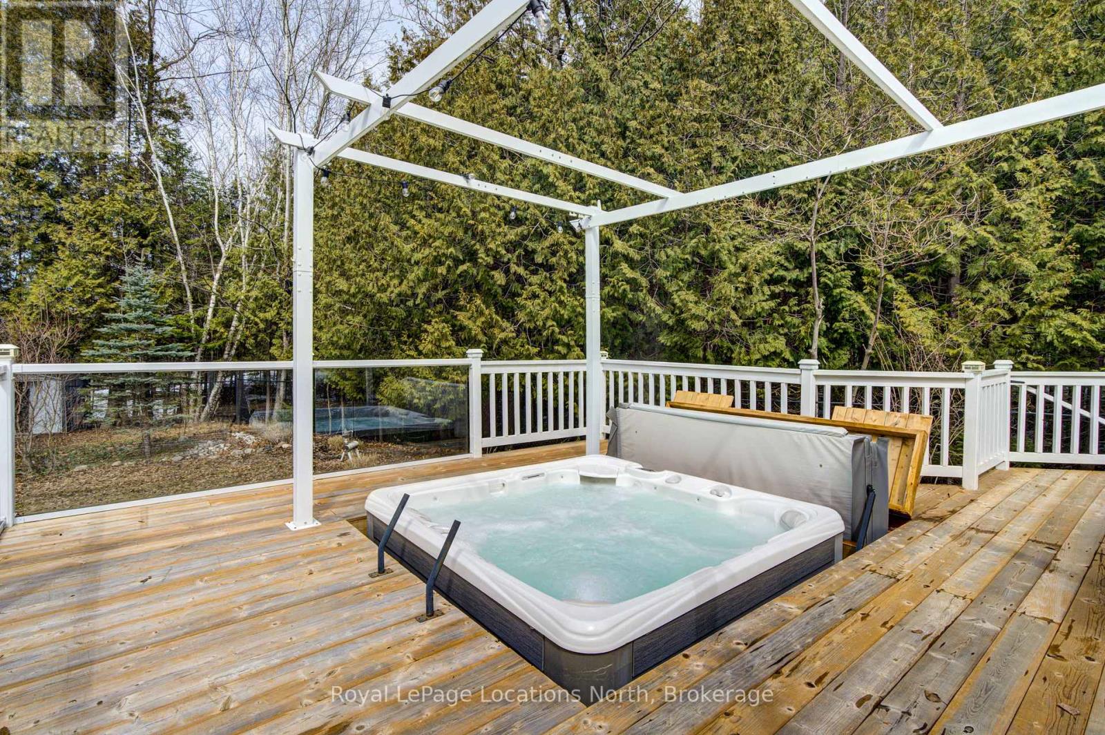 2 Maplewood Drive, Tiny, Ontario  L0L 1P1 - Photo 37 - S12980704