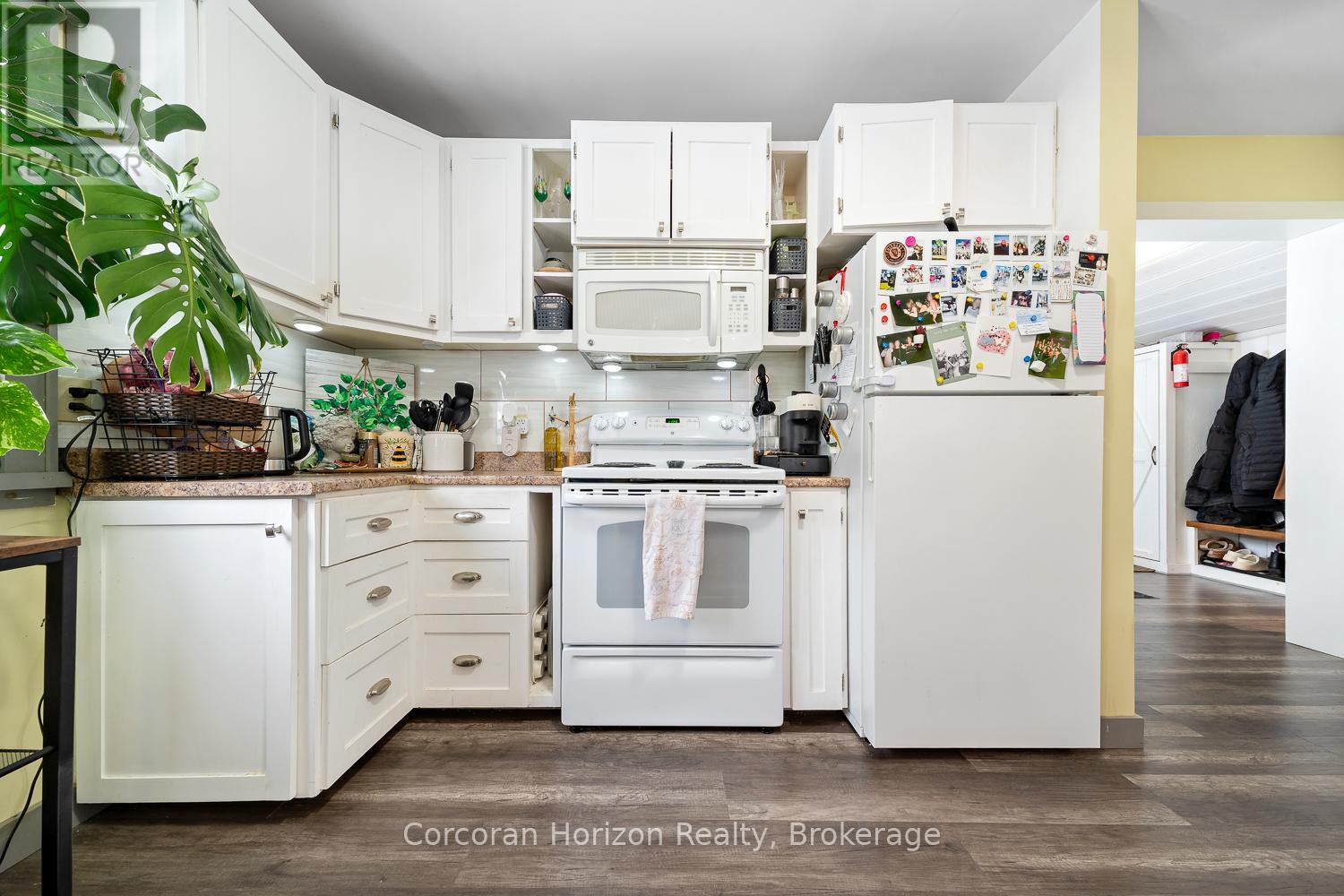 196 Main Street W, Huntsville, Ontario  P1H 1X9 - Photo 13 - X12980856