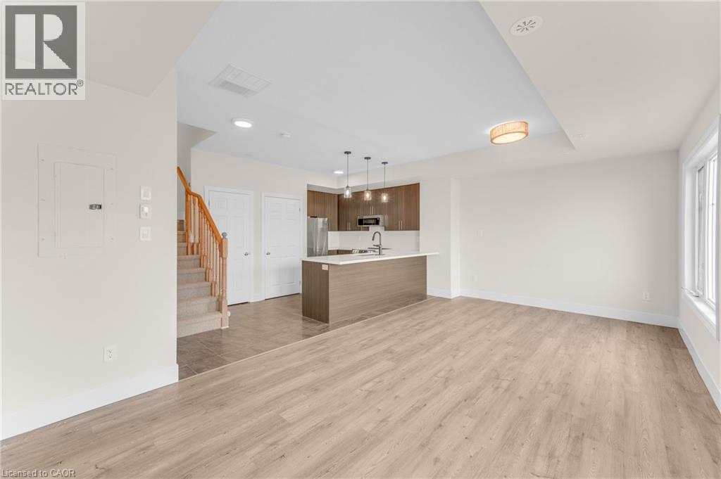 2420 Baronwood Drive Unit# 3-04, Oakville, Ontario  L6M 0X6 - Photo 5 - 40819028