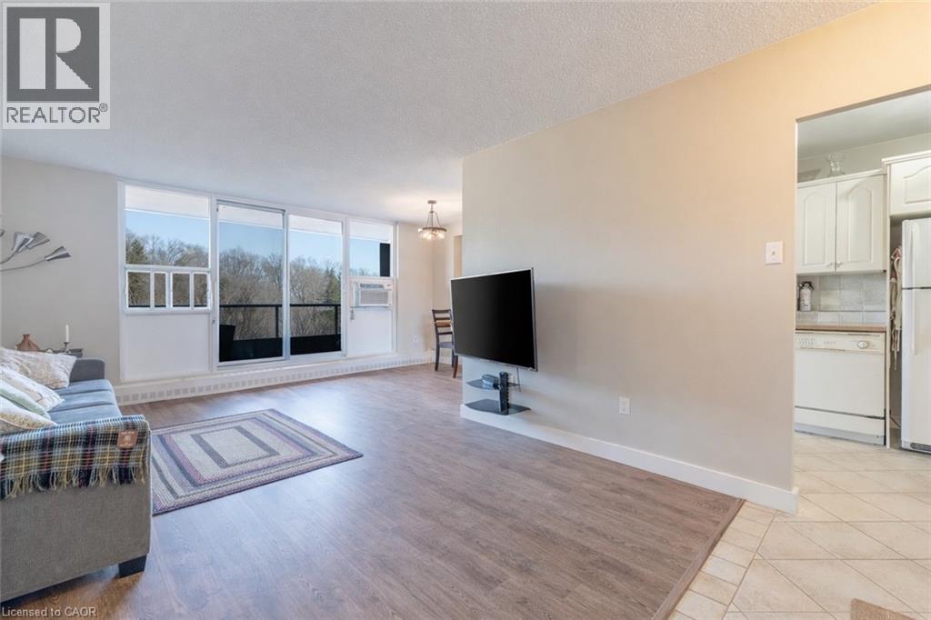 1968 W MAIN Street W Unit# 909, Hamilton, Ontario