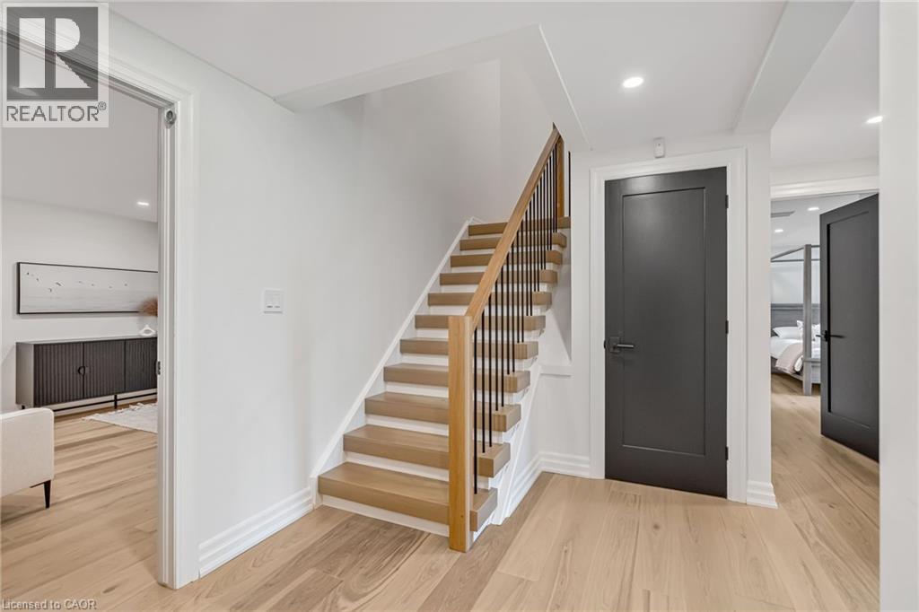 18 Fox Run Drive, Puslinch, Ontario  N0B 2J0 - Photo 27 - 40818091