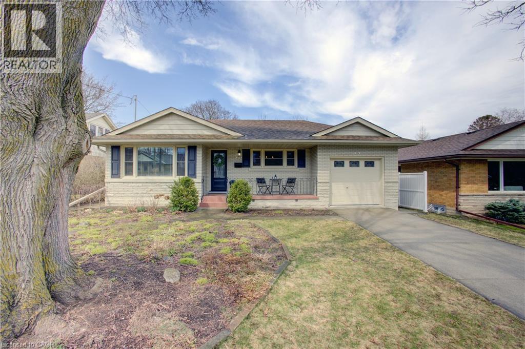 204 RODNEY Street, Waterloo, Ontario