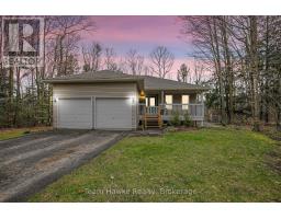 22 LAURIER BOULEVARD, Tiny, Ontario