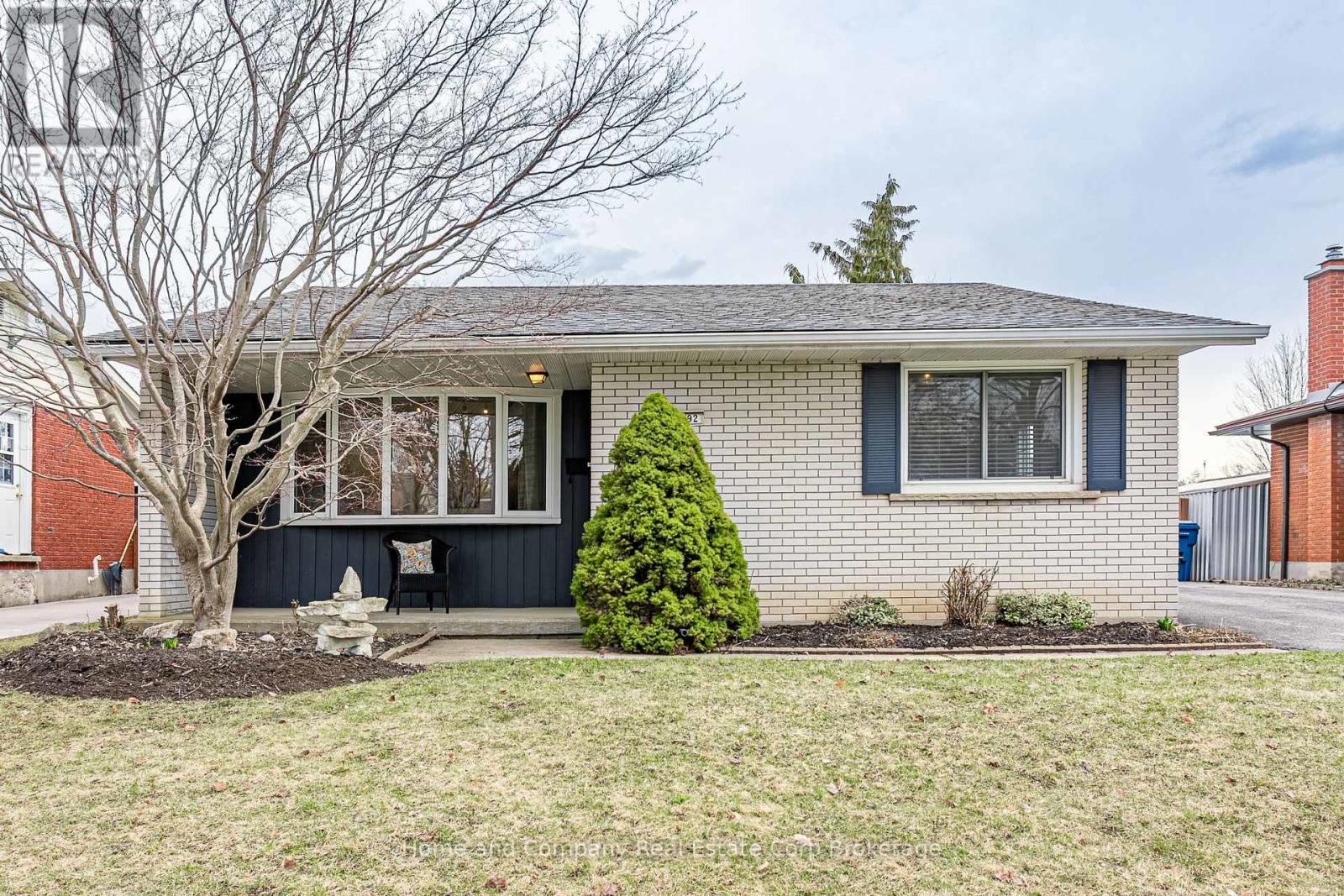 292 REDFORD CRESCENT, Stratford, Ontario