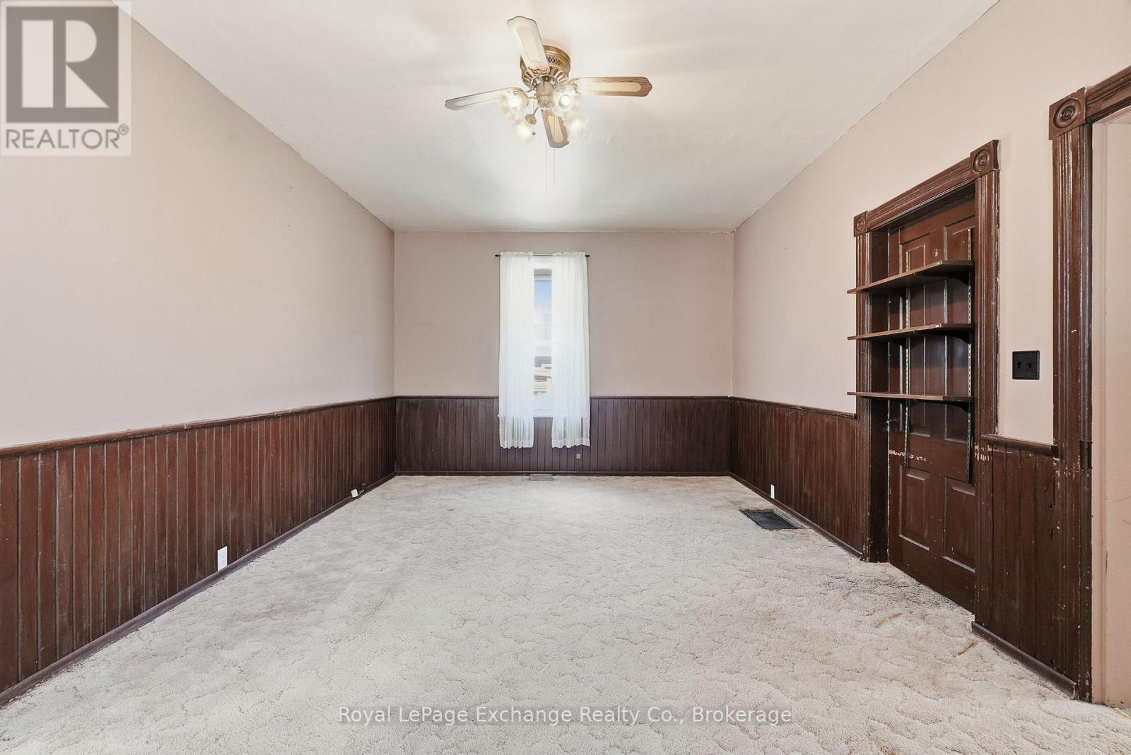 588 11th Avenue, Hanover, Ontario  N4N 2S6 - Photo 15 - X12981660