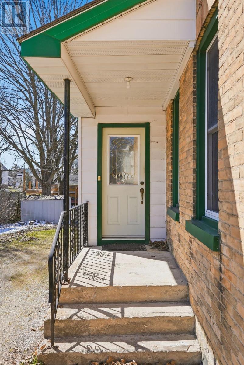 588 11th Avenue, Hanover, Ontario  N4N 2S6 - Photo 21 - X12981660