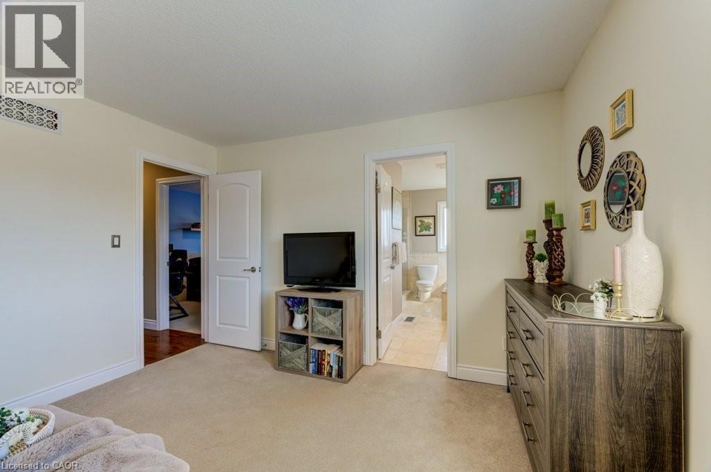 259 Zeller Drive, Kitchener, Ontario  N2A 0B2 - Photo 34 - 40819302