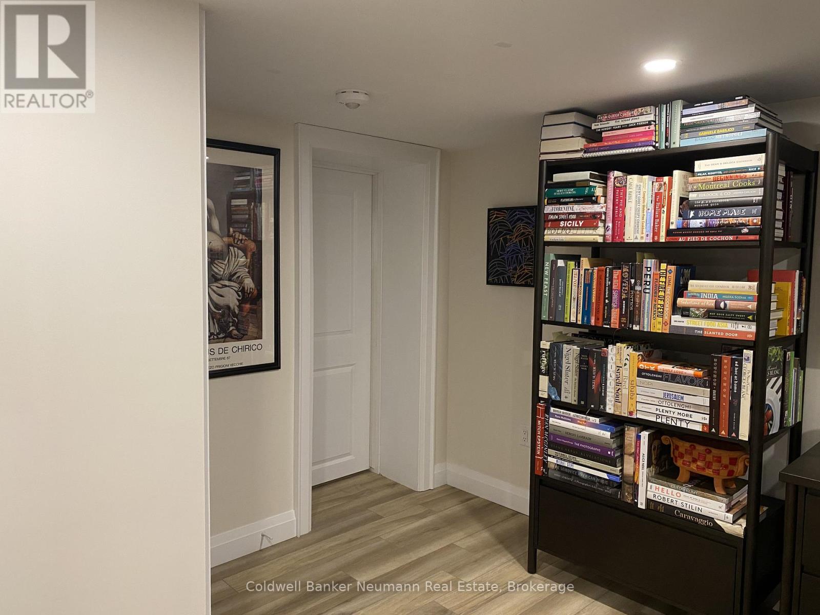 194 Norfolk Street, Guelph, Ontario  N1H 4K2 - Photo 27 - X12982054