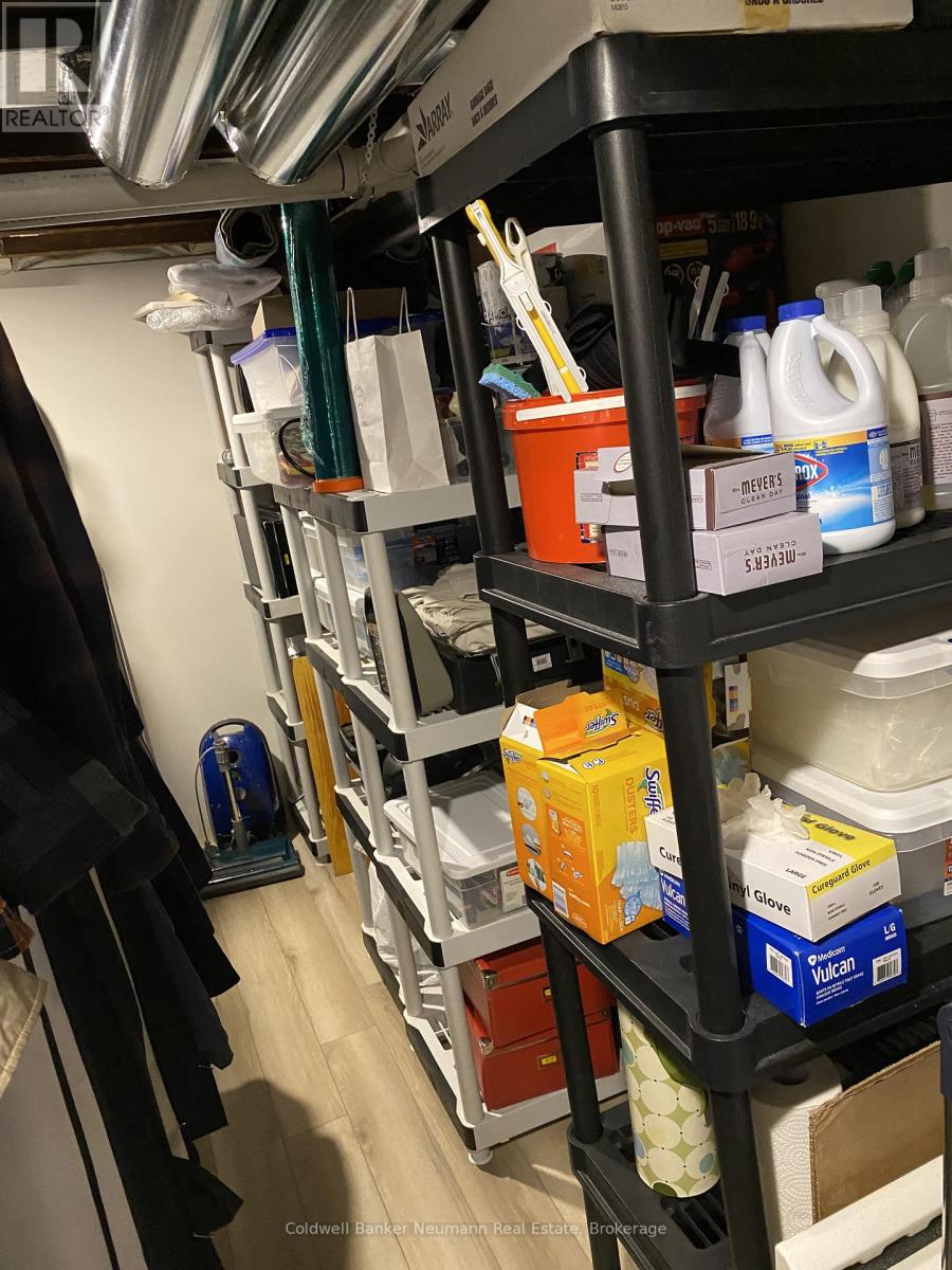 194 Norfolk Street, Guelph, Ontario  N1H 4K2 - Photo 29 - X12982054