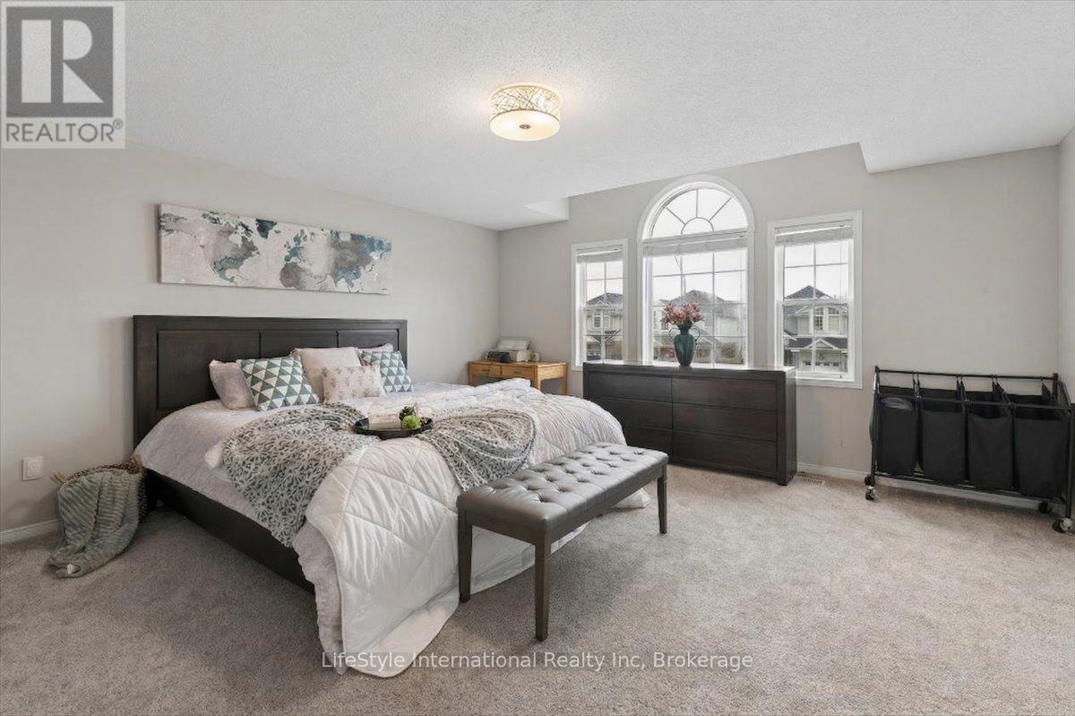 95 Houghton Street, Cambridge, Ontario  N3C 4L2 - Photo 13 - X12982608