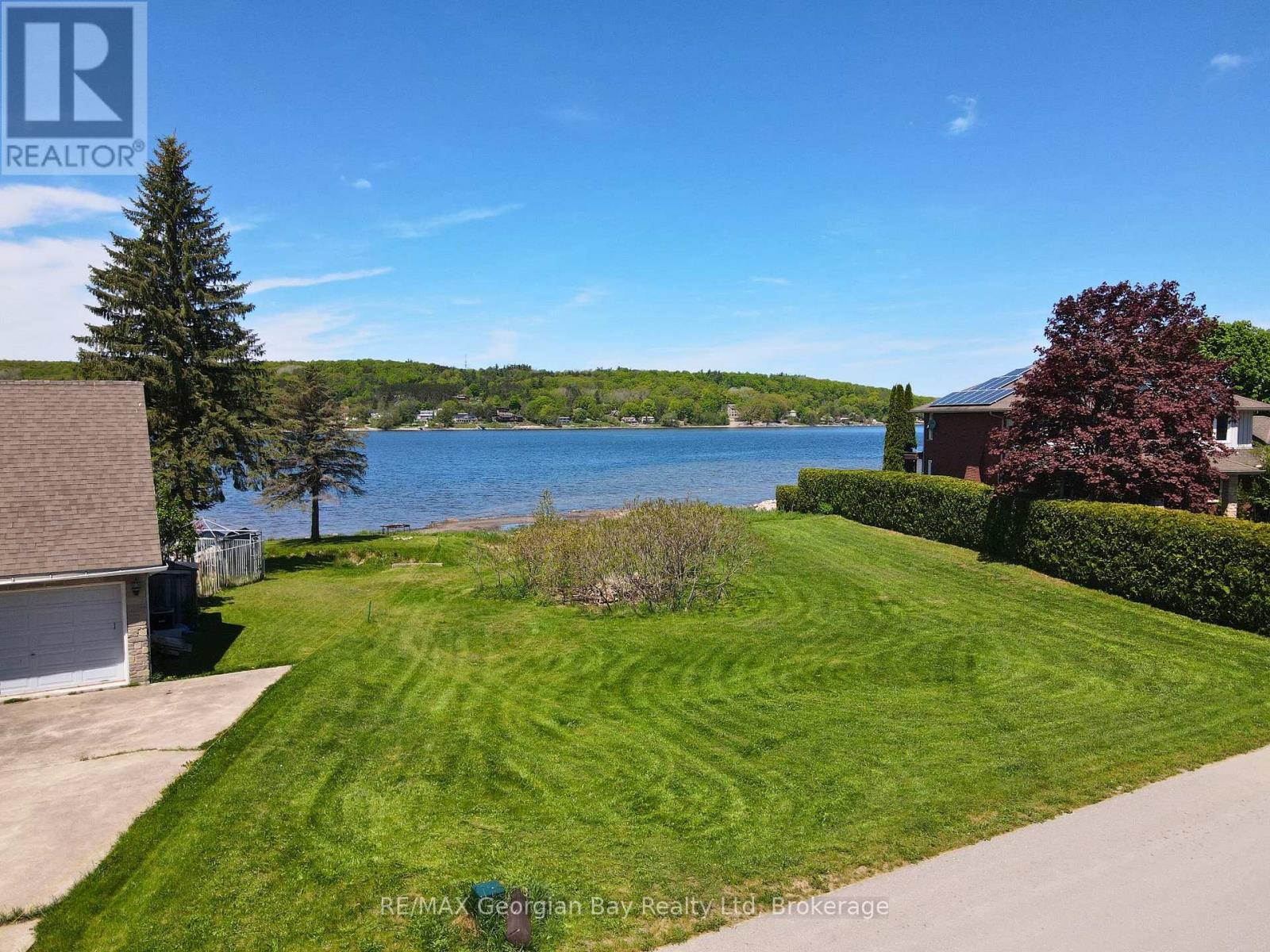 46 Beck Boulevard, Penetanguishene, Ontario  L9M 1E2 - Photo 4 - S12983150