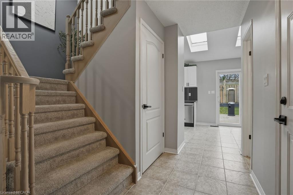 14 Kenyon Crescent, Grimsby, Ontario  L3M 5P4 - Photo 16 - 40819617