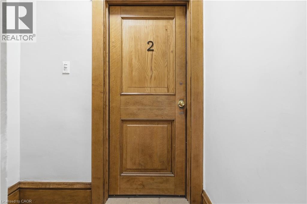 65 Fairholt Road S Unit# 2, Hamilton, Ontario  L8M 2T5 - Photo 5 - 40819689