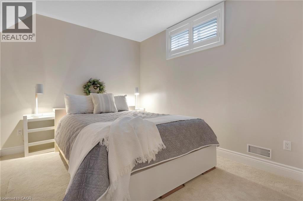 224 Oregon Court, Kitchener, Ontario  N2P 2S4 - Photo 32 - 40819538