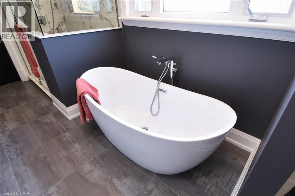 68 Mountain Brow Boulevard, Hamilton, Ontario  L8T 1A4 - Photo 28 - 40819553