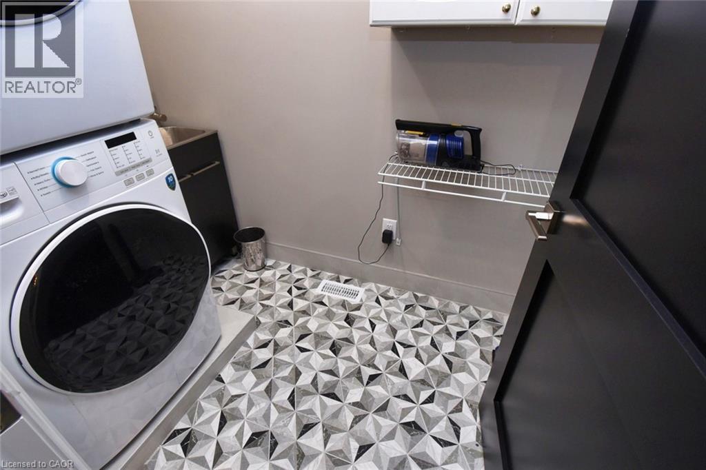 68 Mountain Brow Boulevard, Hamilton, Ontario  L8T 1A4 - Photo 40 - 40819553